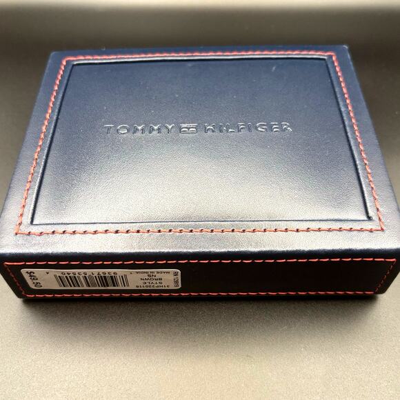 Tommy Hilfiger Mens Genuine Leather Bifold Wallet 31HP220118 with ID Window NIB - Picture 13 of 16